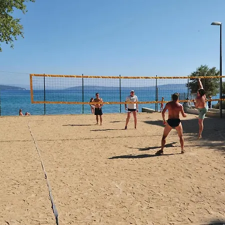 3 Bedroom Stunning In Kastel Luksic Kastela